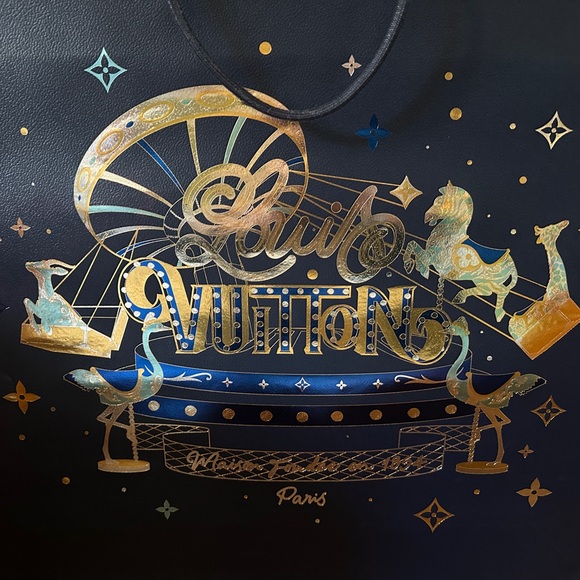 Limited Edition Louis Vuitton Paris Holiday shopping bag - Picture 2 of 5